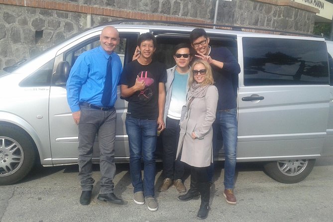 Private transfer from Amalfi to Naples - Door-to-Door Comfort From Amalfi to Naples