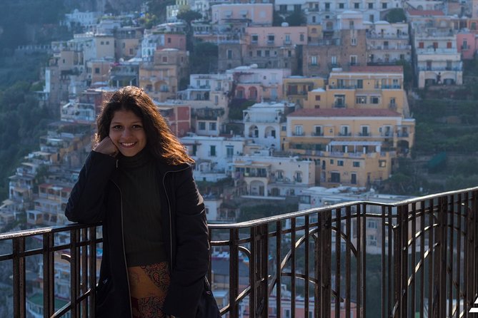 Private Transfer from Naples to Positano - Building in Pompeii: timing, entrance fees, and whether you need a guide