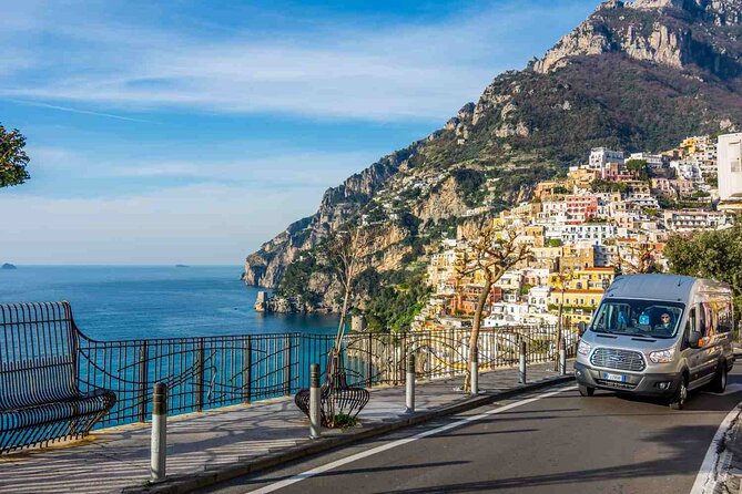 Private transfer from Naples to Sorrento or return - Meeting the driver at Naples airport or station