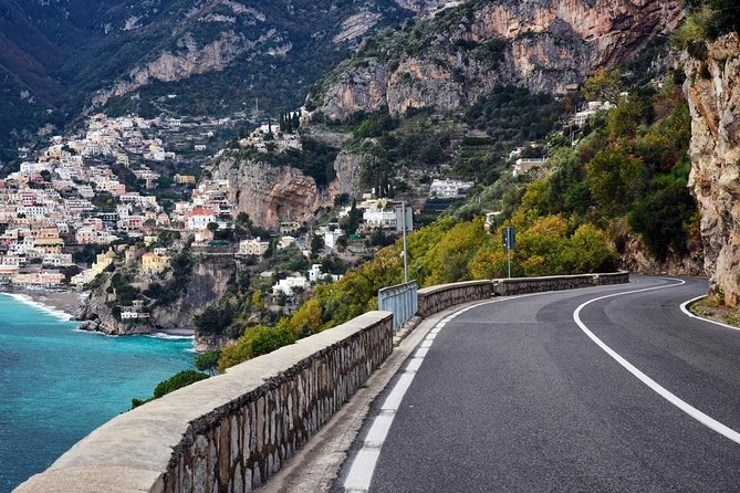 Private Transfer From Positano Hotels to Naples - How the Driver Handles Naples Streets (and Why That Matters)