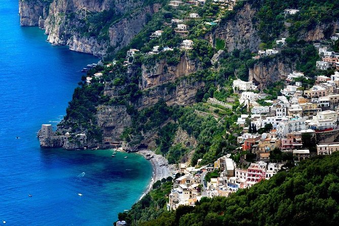 Private Transfer Naples Positano or Praiano or vice versa, Via Pompei or Cantina - Pompeii stop versus a Vesuvius winery visit: choosing your in-between