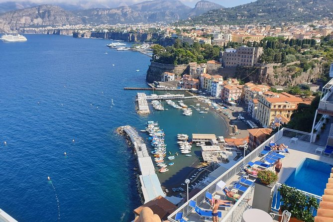 Private Transfer Naples to Sorrento or viceversa - Ride comfort on an Amalfi coast route: what matters during 1 to 2 hours