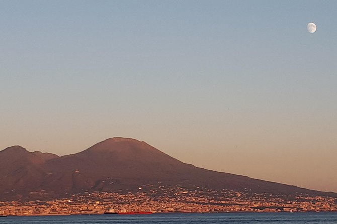 Private Transfer Naples to Sorrento or viceversa - Route expectations: door-to-door drop-offs in real locations