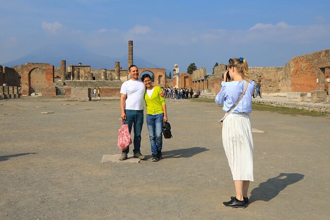 Private Transfer: Naples to Sorrento with Pompeii Guided Tour - Pompeii in a half-day rhythm: what the guided walk feels like
