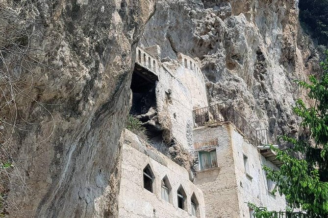 Private Walking tour from Ravello to Amalfi following Escher works - Stop 3: Duomo di Ravello and the Main Square Alleys