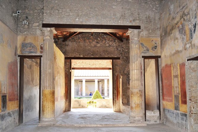Rome to Pompeii Tour for Kids & Families w Hotel Pickup & Skip-the-Line Tickets - What to expect from a private format with hotel pickup