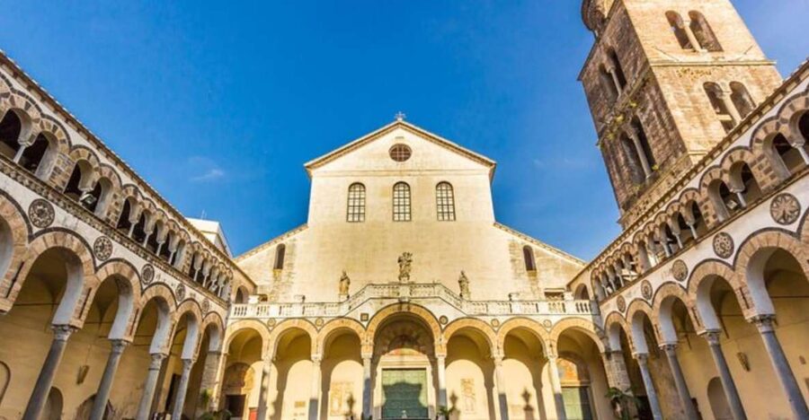 Salerno: Private custom tour with a local guide - Hotel pickup and meeting points, the part that saves your day