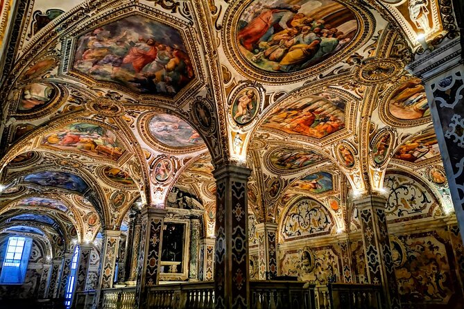 Salerno Walking Tour - Duomo di Salerno and the San Matteo Crypt Stop