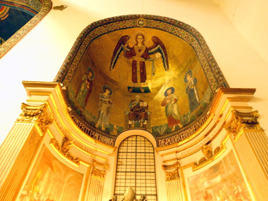 Salerno Walking Tour - Fish Fountain, Vanvitelli, and San Pietro in Corte’s Romans-to-Renaissance twist