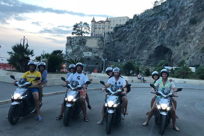 Scooter rental on the Amalfi Coast - Helmet Provided, No Motorbike Experience Required