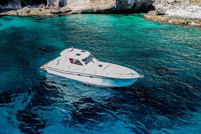 Shared Boat Excursion to Capri from Sorrento - Walking Capri Town: Getting From Marina Piccola to the Center
