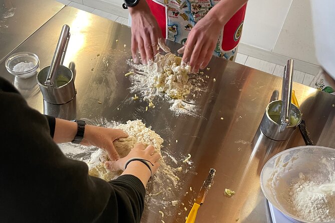 Shared Cooking Class with Fresh Garden Ingredients in Sorrento - Timing, Getting There, and What to Wear for the Beach Kitchen