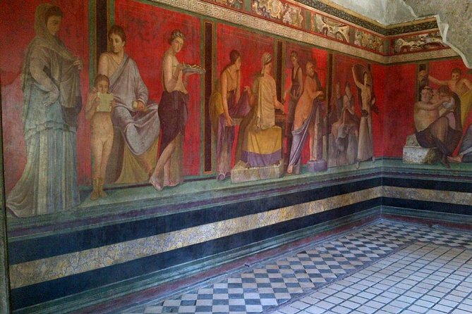 Sharing Tour of Pompeii - Who This Pompeii Tour Fits Best