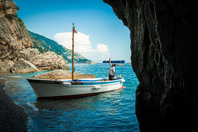 Simply Amalfi Coast Private Boat Tour con Giovanni - What’s included, and how that affects the feel of the day