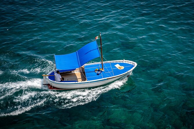 Simply Amalfi Coast Private Boat Tour con Giovanni - Furore Fjord and Conca dei Marini, built for big photos