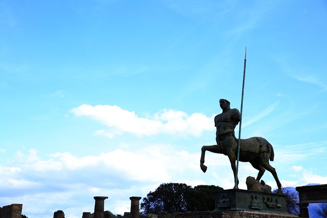 Skip-the-Line Best of Pompeii in one Day Tour w Local Guide & new opened houses - Quick reasons to book