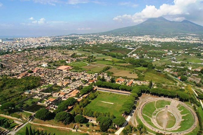Skip-the-Line Pompeii and Vesuvius Tour - A smart one-day plan from Sorrento