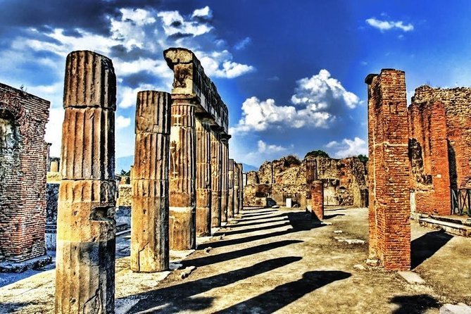 Skip-the-Line Pompeii and Vesuvius Tour - How the included transport actually helps