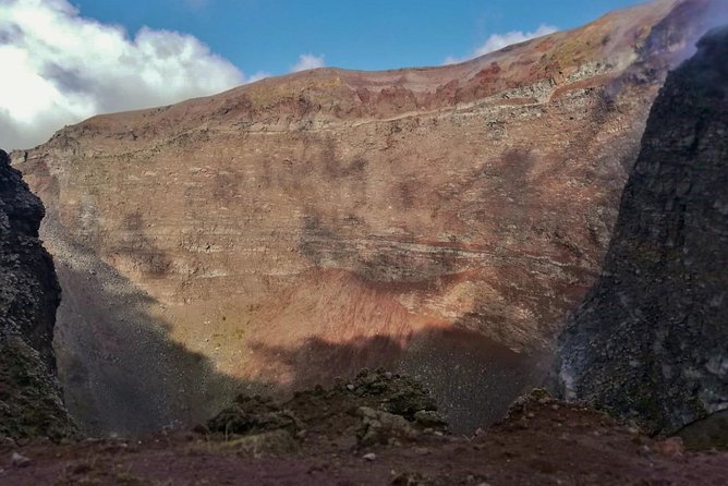 Skip-the-Line Pompeii and Vesuvius Tour - What to bring for a day split between ruins and the crater