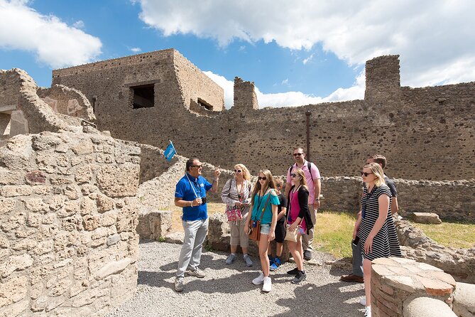 Skip the Line: Pompeii Express Small Group Guided Tour - The Restored Domus Experience: Seeing Elite Life in Plain Sight