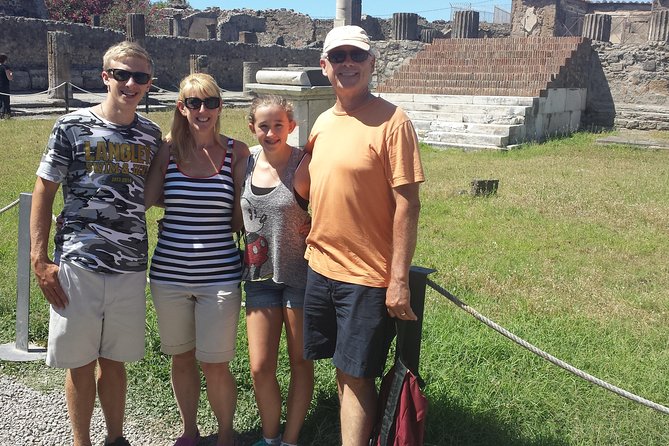Skip the Line Pompeii Tour For Kids and Families w Special Guide - Your 2-Hour Route Through Pompeii’s Most Famous Pieces