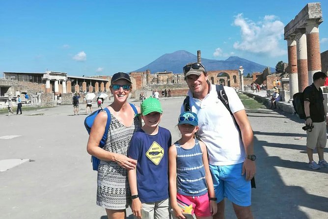 Skip-the-Line Pompeii Tour for Kids with an Archaeologist - Key things that make this Pompeii tour a smart family pick