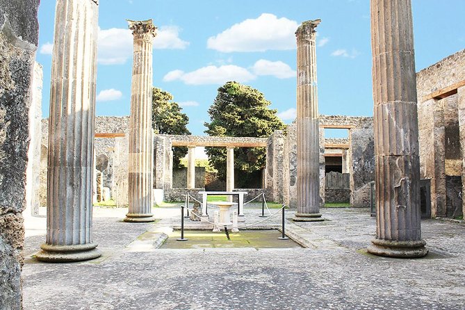 Skip the Line Tour of Pompeii for Kids & Families - Stop 1: Pompeii Archaeological Park, Built Around the 79 AD Story