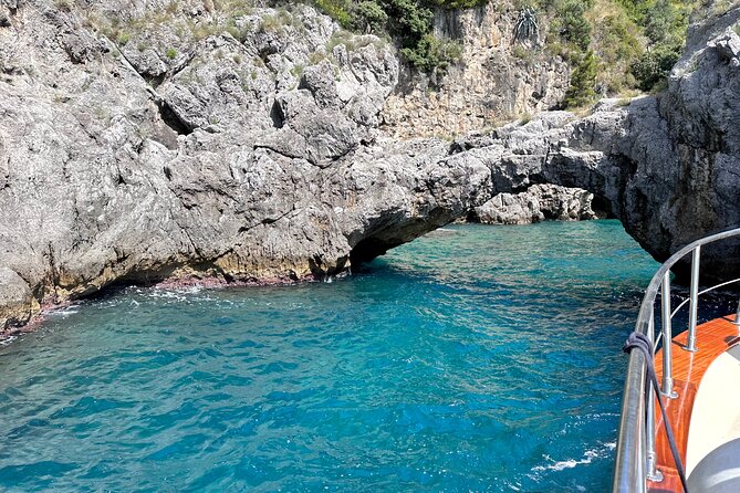 Small Group Amalfi Coast Boat Day Tour from Positano - Lunch at La Gavitella, priced for the view