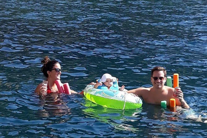 Small-Group Amalfi Coast Day Cruise from Positano - Lunch and the restaurant question: you have choices, but choose wisely