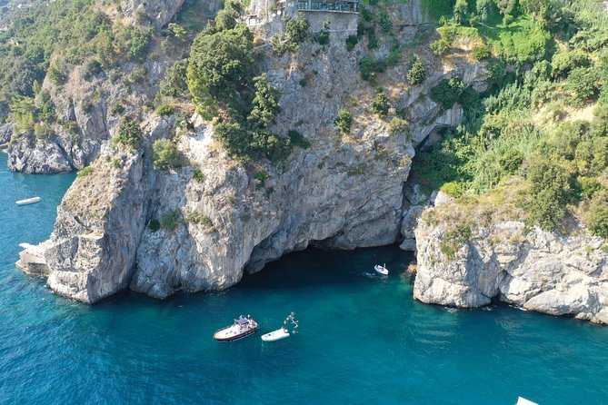 Small Group Boat Tour: Discover the Amalfi Coast from Positano - Conca dei Marini and the Lovers’ Arch between Amalfi landmarks