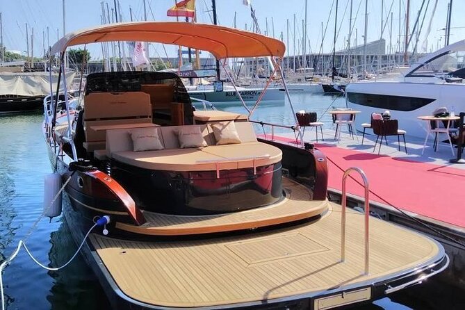 Small group boat tour from Sorrento to Capri - Getting On Board: Pickup Windows and Meeting Point Reality