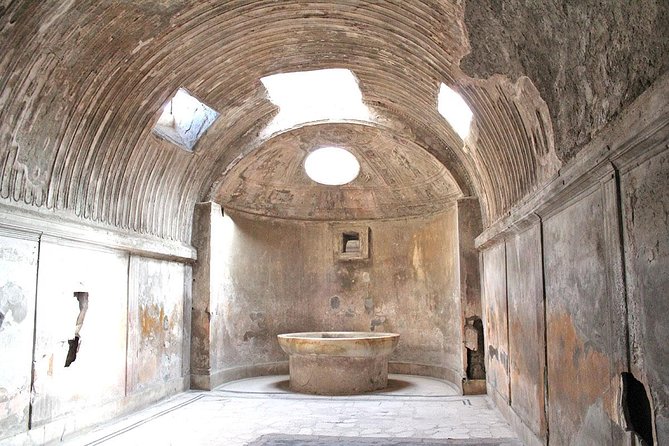 Small Group Guided Walking Tour of Ancient Pompeii Highlights - How This Two-Hour Pompeii Walk Feels in Real Life