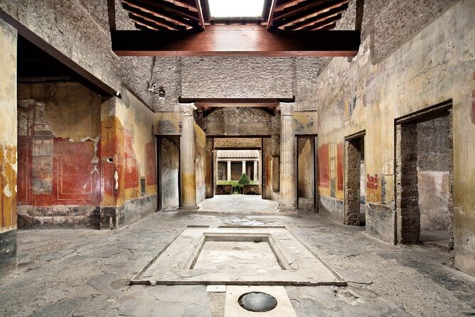 Small-Group Tour in Pompeii with a Real Archeologist, ticket included - Casa del Poeta Tragico and the Cave Canem mosaic