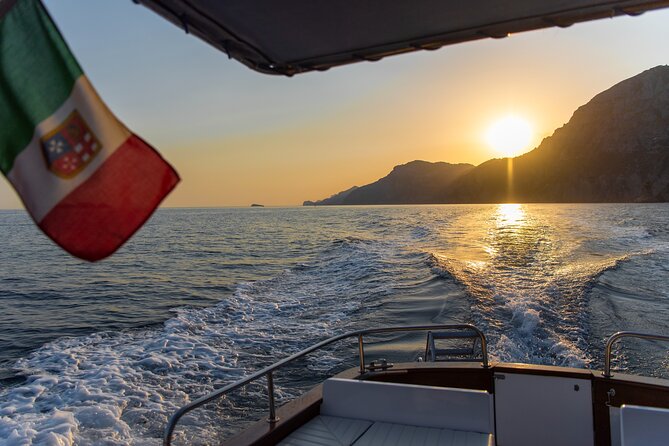Small Group Tour in Positano by Boat at Sunset with Prosecco - Key highlights before you go