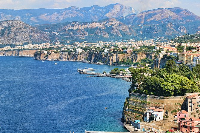 Sorrento and Amalfi Coast Small Group Day Trip from Naples - Stop 1: Sorrento in one hour, what to prioritize
