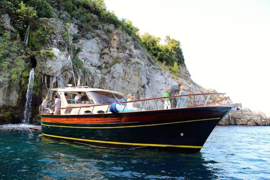 Sorrento and Amalfi Coast Small Group Tour by Boat - Getting to the port at Piano di Sorrento, then slipping away from crowds