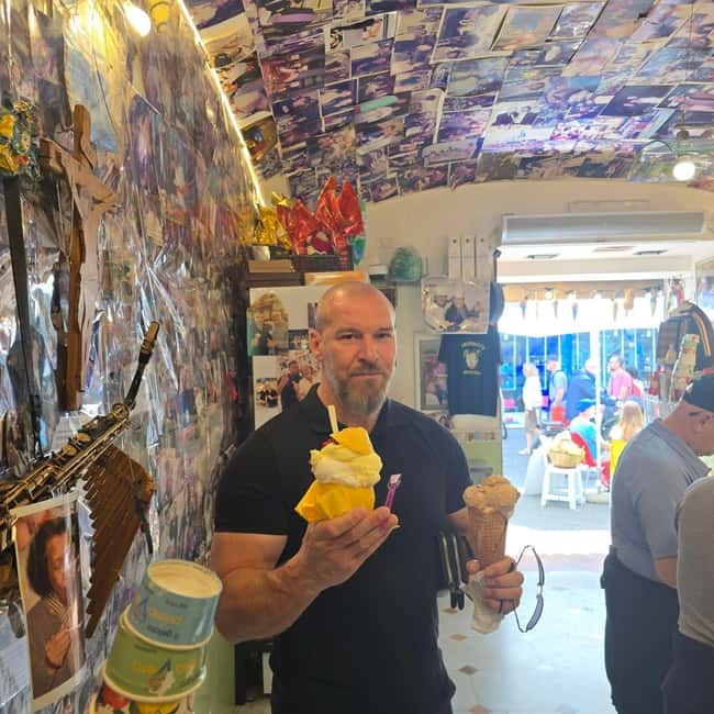 Sorrento: Art & Food Tour with Tastings - Greek-Roman city vibes and the fishermen village feeling