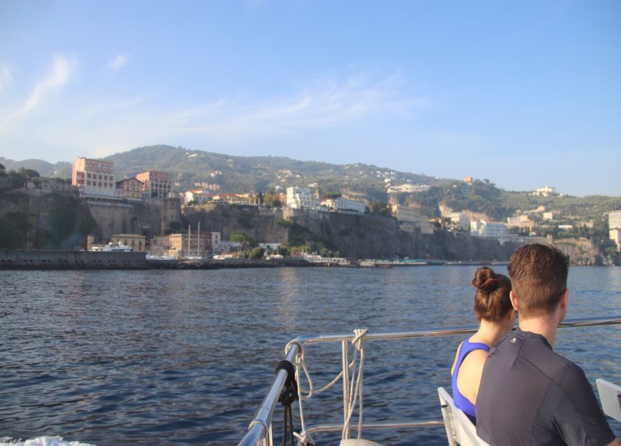 Sorrento: Capri, Anacapri and Blue Grotto Guided Tour - Capri town time: Piazza Umberto I and Via Camerelle breaks