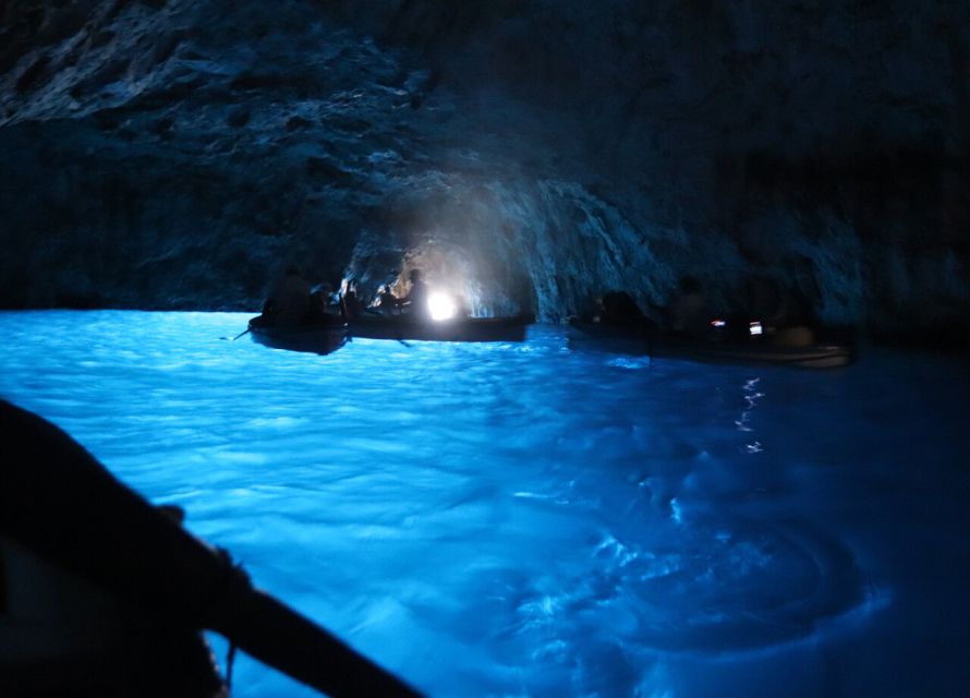 Sorrento: Capri, Anacapri and Blue Grotto Guided Tour - Meeting point in Sorrento, then straight to the water