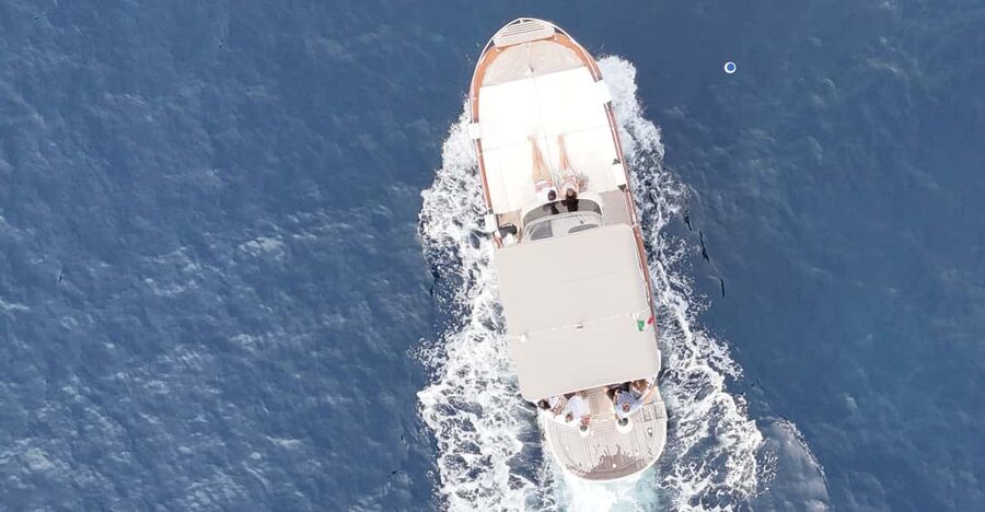 Sorrento: Capri and Blue Grotto Yacht Tour with Snorkeling - Key things I’d plan around