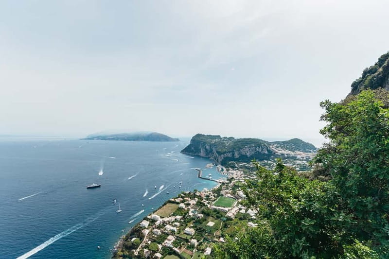 Sorrento: Coast and Capri Boat Trip with Limoncello Tasting - Getting from Sorrento areas to the Gulf of Naples