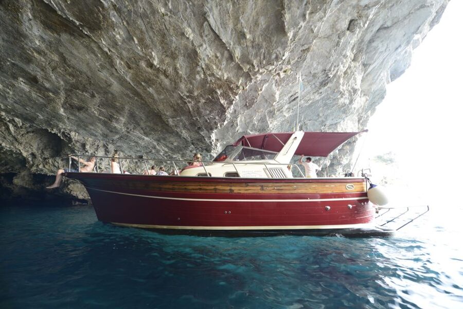 Sorrento Coast and Capri Full-Day Boat Tour - Getting Started in Sorrento: Where to Meet and What Happens Next