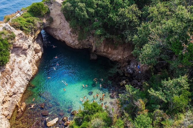 Sorrento Coast Cruise with Limoncello Tasting - Final verdict: should you book the Sorrento Coast Cruise with limoncello tasting?