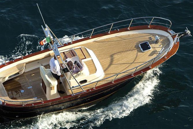 Sorrento: Exclusive Capri Private Boat Tour & Blue Grotto - Start at Marina della Lobra, then head into Capri’s coastal drama