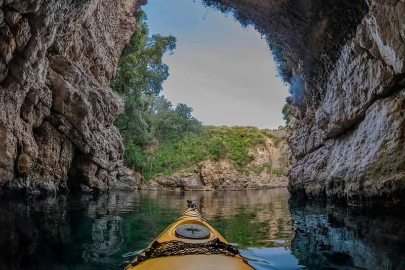 Sorrento: Guided Kayak Tour + Free 1h Paddleboarding - Photos and videos: instant upgrades to your memory