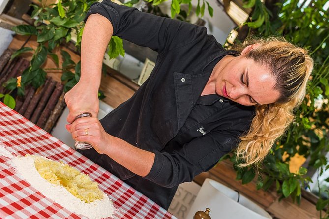 Sorrento: Hands-On Pasta, Tiramisu & Limoncello Fun Class - Meeting Point in Piazza Torquato Tasso, Then Off to the Kitchen