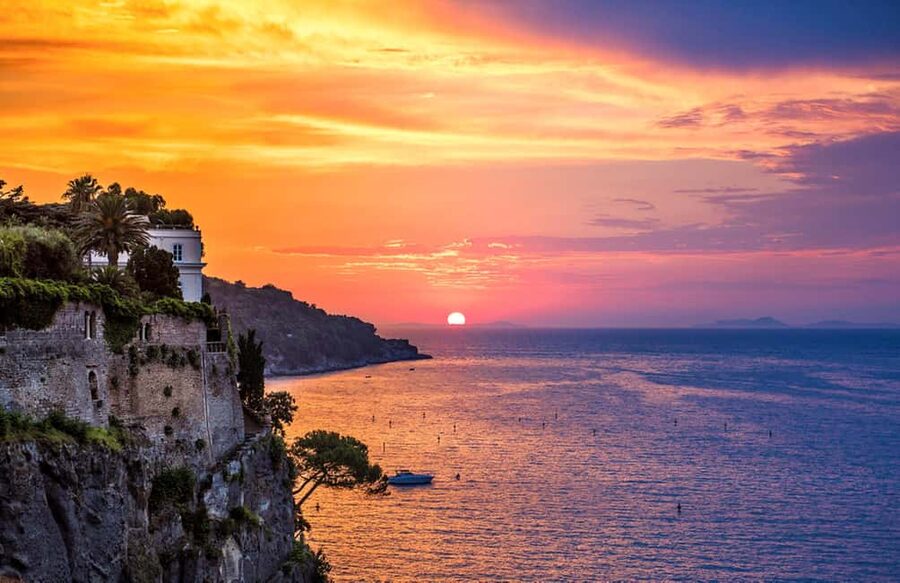 Sorrento: Night time Walking Tour & Limoncello Tasting - Down to Marina Grande: The Fishing Port Feel You Can’t Fake