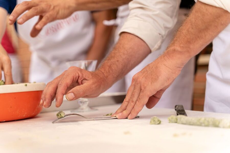 Sorrento: Pasta and Tiramisu Class at a Local's Home - The Cesarina touch: what “private” really means in the kitchen