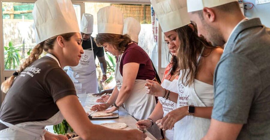 Sorrento: Pizza Making Course - Meet the Pizzaiolo, Learn the Dough Basics, and Watch the Toss