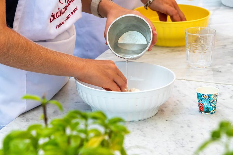 SORRENTO: Pizza School Mastering Neapolitan Delights - What a 2-Hour Neapolitan Pizza Class Feels Like